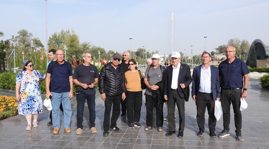 Мемориальный комплекс «Парк Победы» посетила делегация в составе профессоров и преподавателей престижного израильского Холонского технологического института и Ариэльского университета.